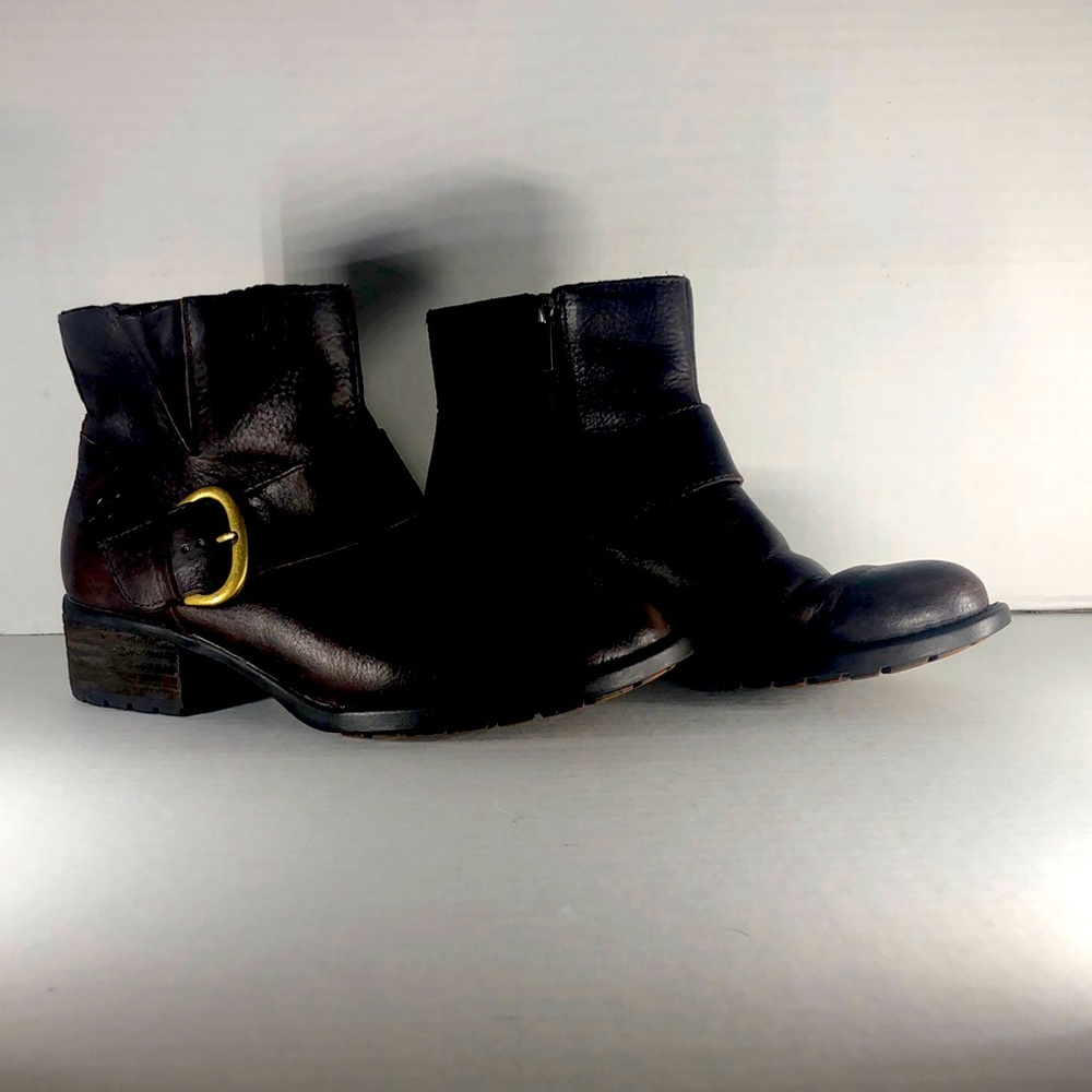 Born Liona Mahogany Leather Ankle Boots